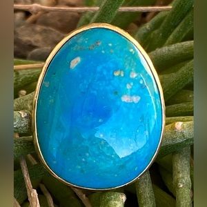 Gold and Blue Stone Women's Ring